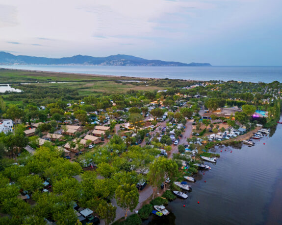Camping & Glamping Nautic Almata