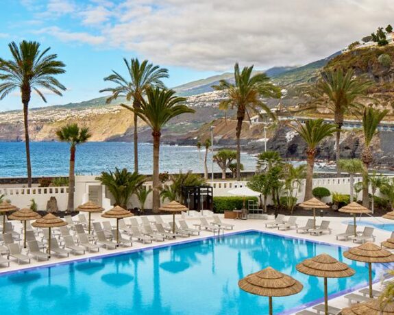 Hotel Melia Costa Atlantis - logies en ontbijt