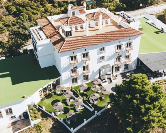 Hotel Altos de Istan