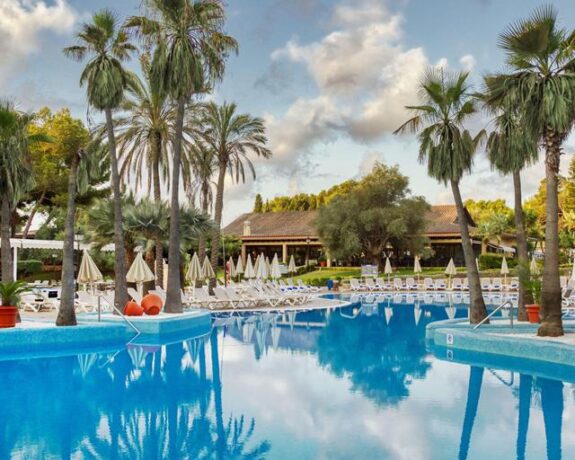 Caprice Vell Mari Hotel & Resort