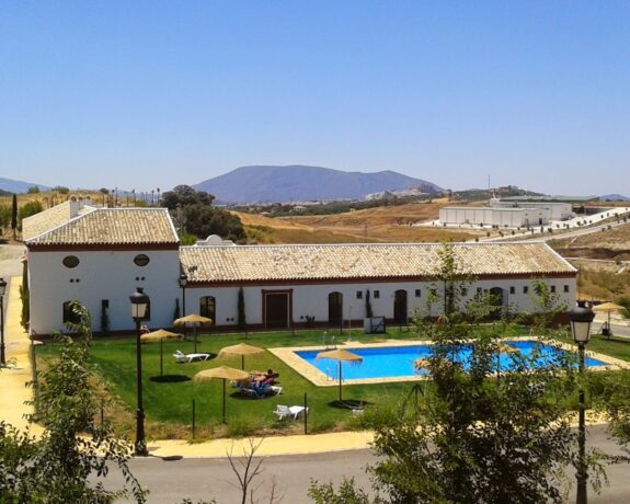 Camping Pueblo Blanco