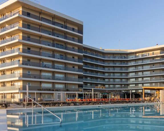 Hotel Golden Donaire Beach