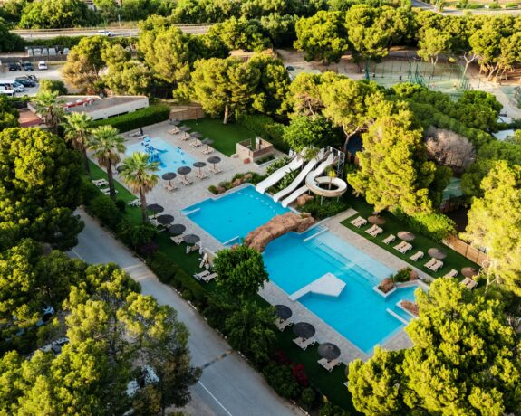 HolaCamp Sitges Garrofer