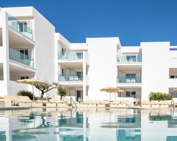 MarSenses Ferrera Blanca Hotel Family